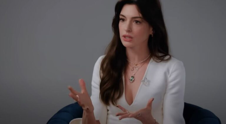 Anne Hathaway Net Worth